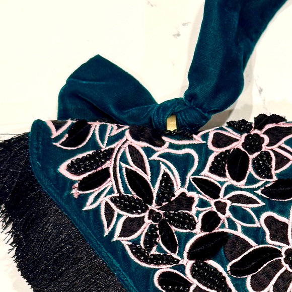 Anthropologie Medium Black, Pink and Green Floral Velvet Beaded Handbag NWT - Picture 7 of 12